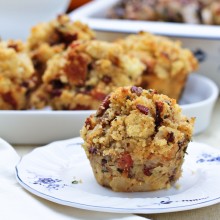 Stuffing-Muffins-with-Apple-and-Pancetta.jpg