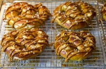 Homemade Caramel Apple Soft Pretzels | ASpicyPerspective.com #SoftPretzels #CaramelApples #FallRecipes