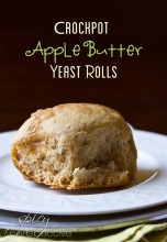 Crockpot Apple Butter Yeast Rolls | ASpicyPerspective.com #crockpot #slowcooker #thanksgiving #recipes