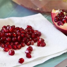 How to open a pomegranate