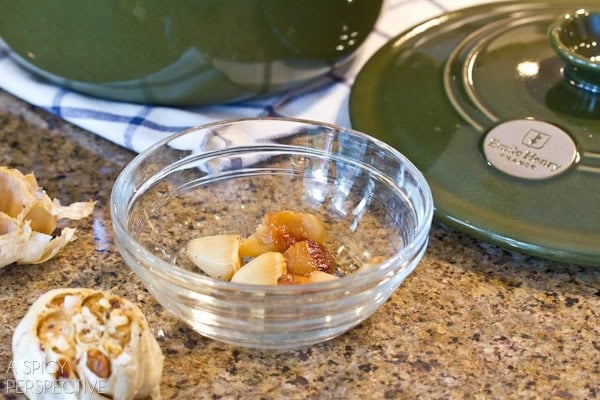 Roasted Garlic | ASpicyPerspective.com #howto #diy #garlic