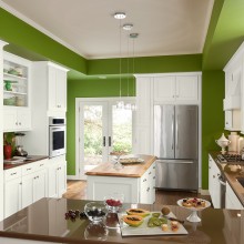 Shenandoah Cabinetry Mission Maple Linen