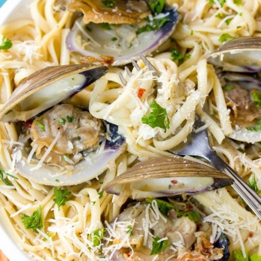 Clam Pasta (Pasta Alle Vongole) A Spicy Perspective