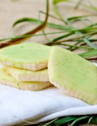 Lemongrass Shortbread Cookies