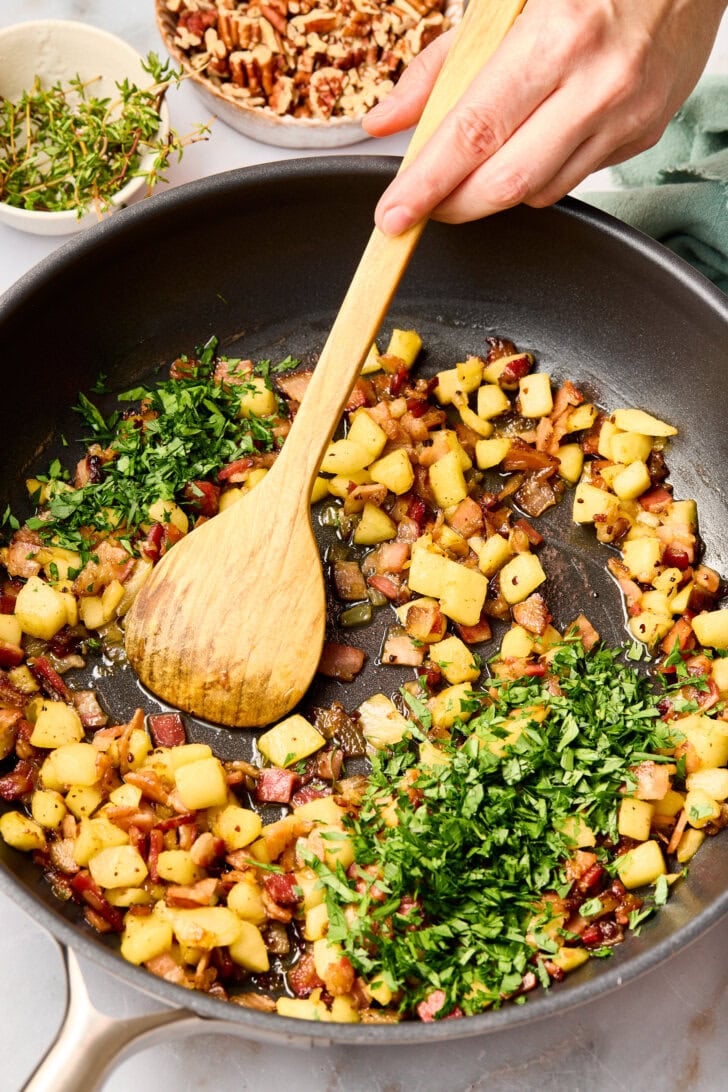 Stuffing Muffins  with Apple and Pancetta  - 92