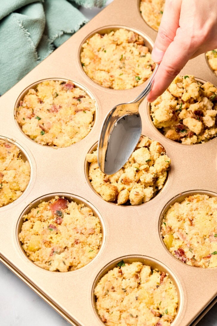 Stuffing Muffins  with Apple and Pancetta  - 78