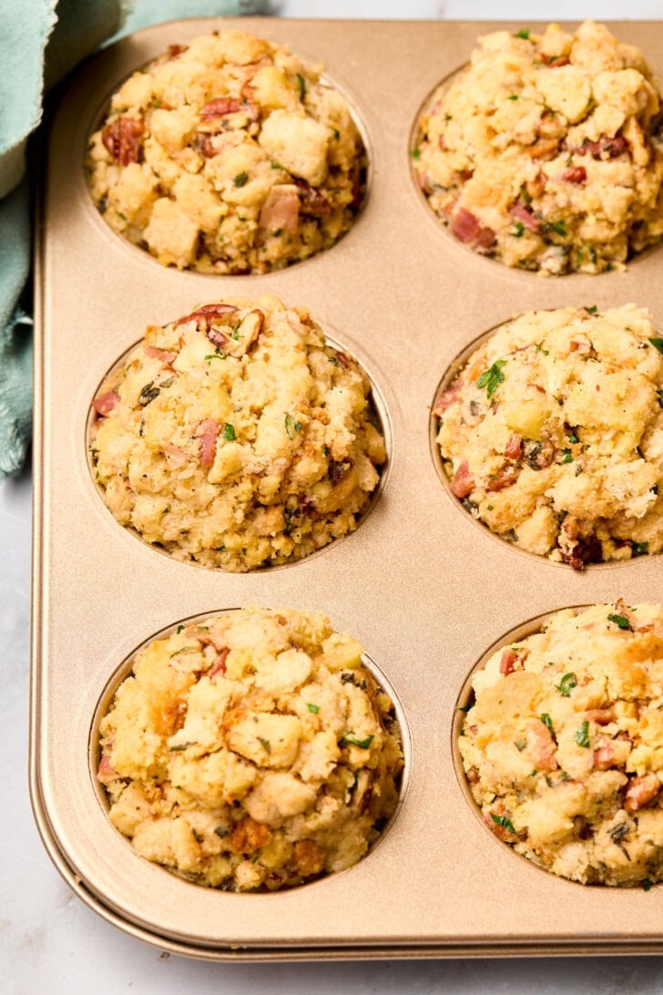 Stuffing Muffins  with Apple and Pancetta  - 8