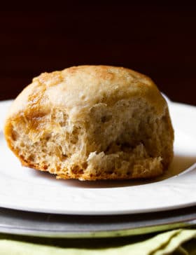 Crockpot Apple Butter Yeast Rolls Recipe #ASpicyPerspective #crockpot #slowcooker #thanksgiving #recipes