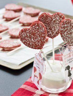 Red Velvet Cookie Pops