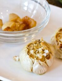 How to Roast Garlic | ASpicyPerspective.com #howto #diy #garlic