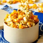 chicago-style garrett popcorn recipe in brown box