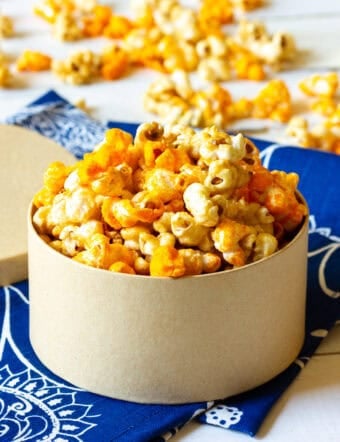 chicago-style garrett popcorn recipe in brown box