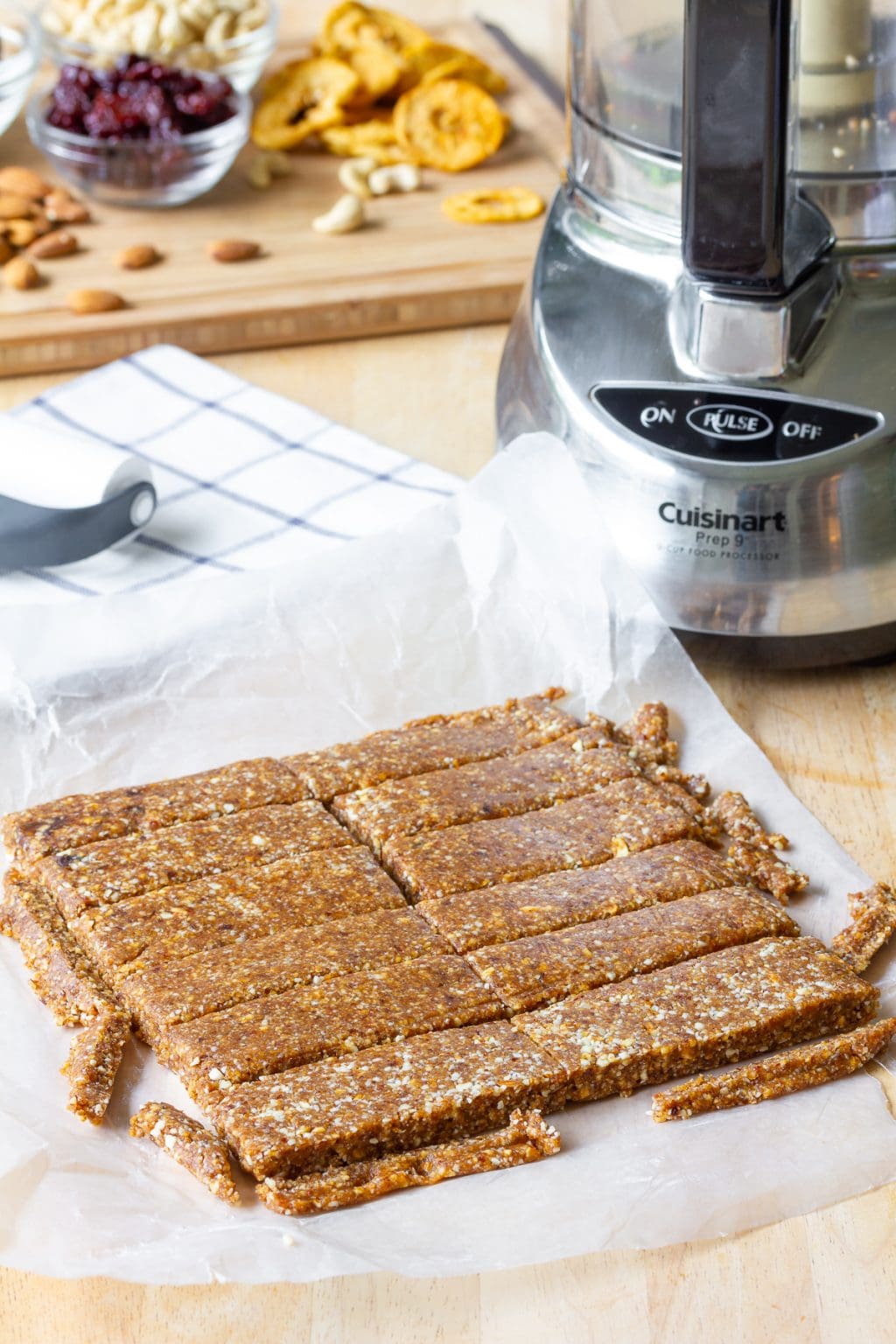 Homemade Larabar Snack Bar Recipe A Spicy Perspective