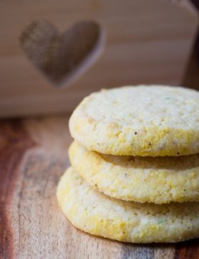 Cornmeal Cookies