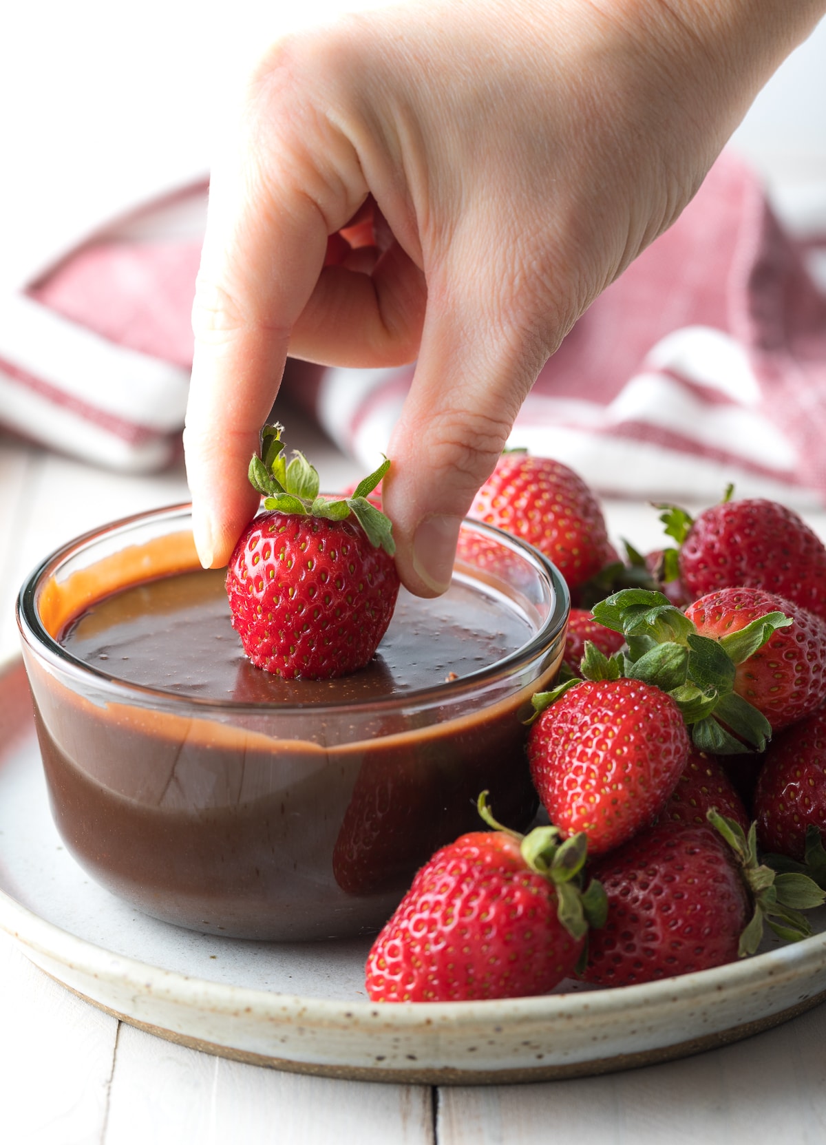 2 Ingredient Easy Chocolate Fondue Recipe! #fondue #chocolate