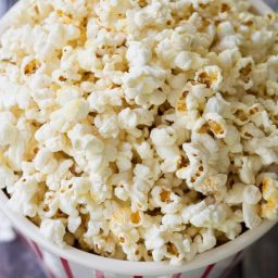 Homemade Kettle Corn Recipe on ASpicyPerspective.com #kettlecorn #popcorn