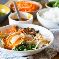Korean Bibimbap - Rice and Veggie Bowl with a Fried Egg and Gochujang Sauce #vegetarian