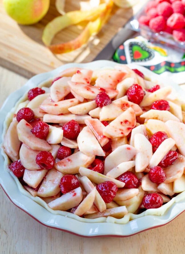 Raspberry Apple Pie - A Spicy Perspective