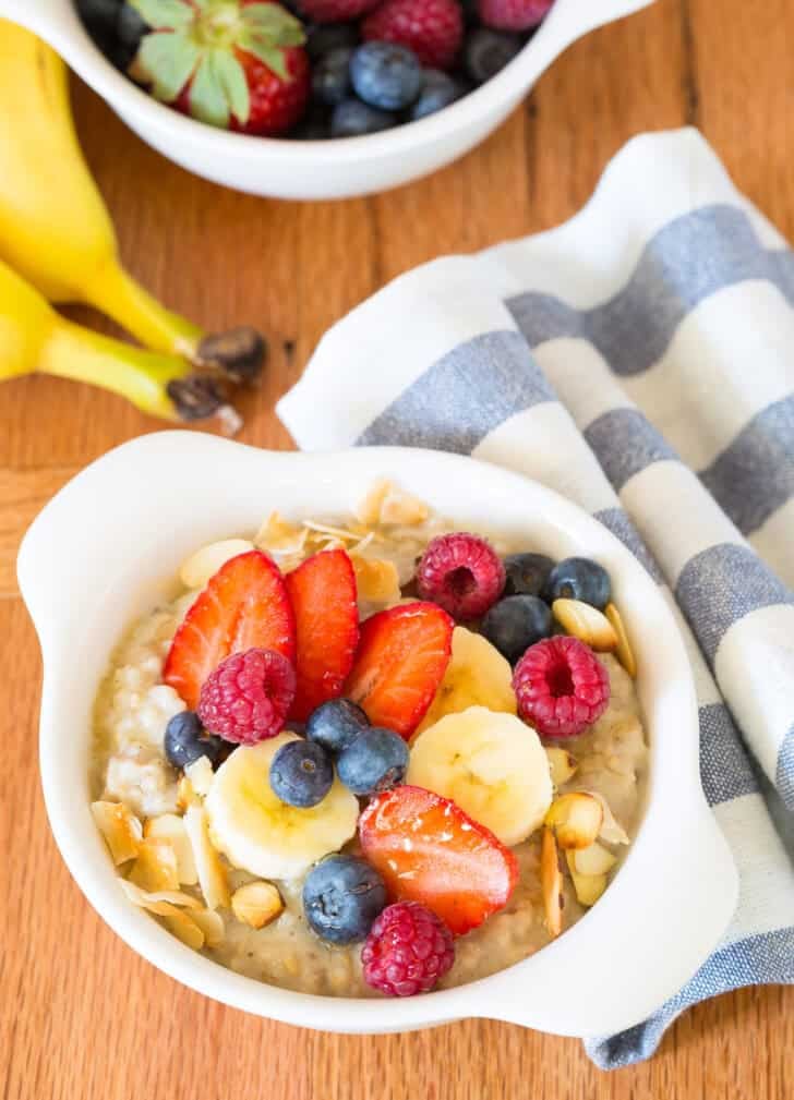 Slow cooker oatmeal made overnight