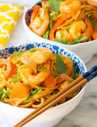Crazy Over This ONE POT Thai Curry Shrimp Pasta on ASpicyPerspective.com #onepotmeal