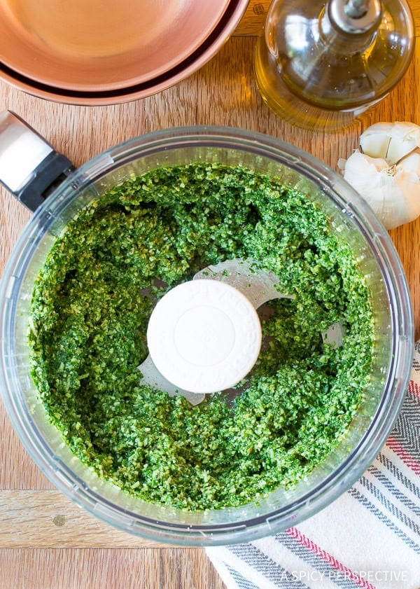 How to Make 5-Ingredient 5-Minute Kale Pesto Recipe on ASpicyPerspective.com #paleo #glutenfree #vegan