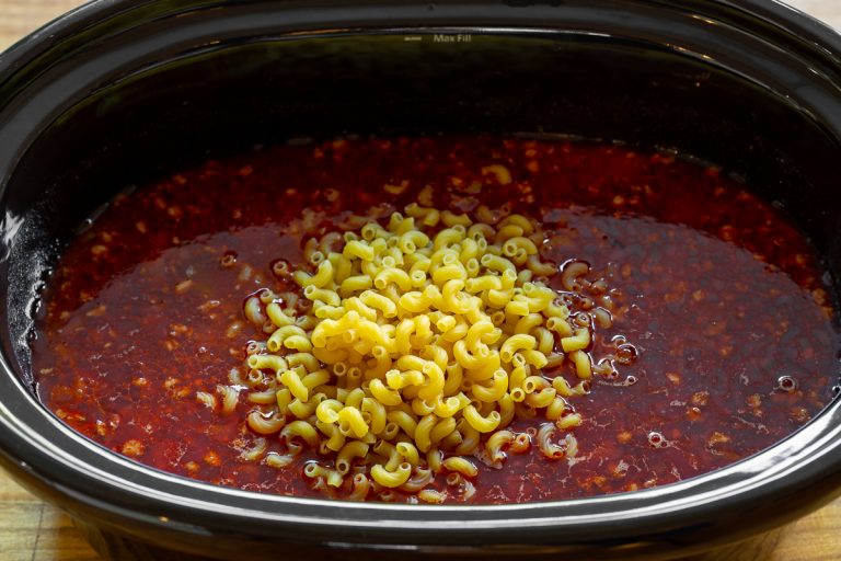 Crockpot Chili Mac and Cheese Recipe (VIDEO) A Spicy Perspective