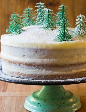 Amazing Cinnamon Dolce Latte Cake with mascarpone frosting