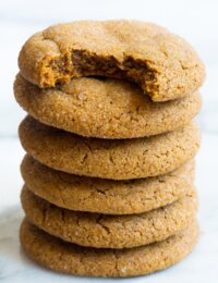 Soft Chewy Molasses Cookies Recipe | ASpicyPerspective.com #holidays #christmas