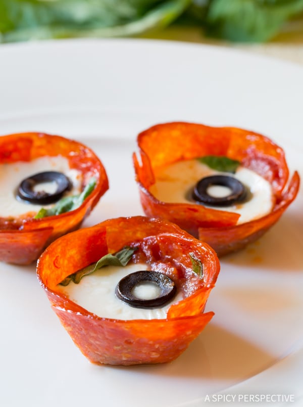 Best Low Carb Pepperoni Pizza Cups Recipe #paleo #superbowl
