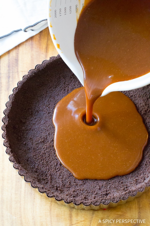 How to Make Salted Caramel Chocolate Tart (Gluten Free!) #valentinesday