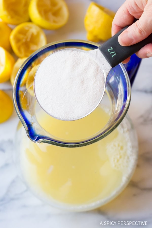 Stevia Lemonade Recipe ingredients - adding the stevia