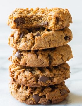 Magic 4-Ingredient Chocolate Chip Cookies Recipe #healthy #lowcarb #glutenfree #paleo #vegan