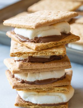 LOVE! Easy Sheet Pan S'mores Recipe