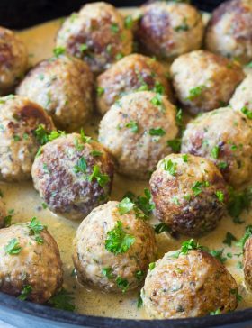 Saucy Greek Lemon Meatballs (Keftedes)