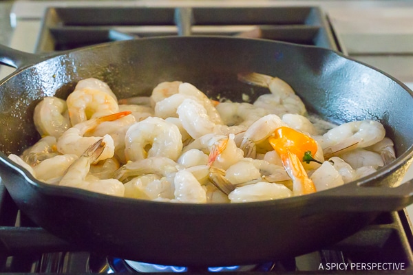 How To Make Yucatán Garlic Butter Shrimp