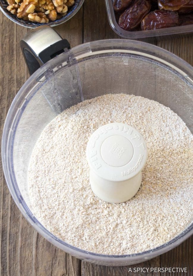 Dry oat breakfast bars Ingredients in food processor.
