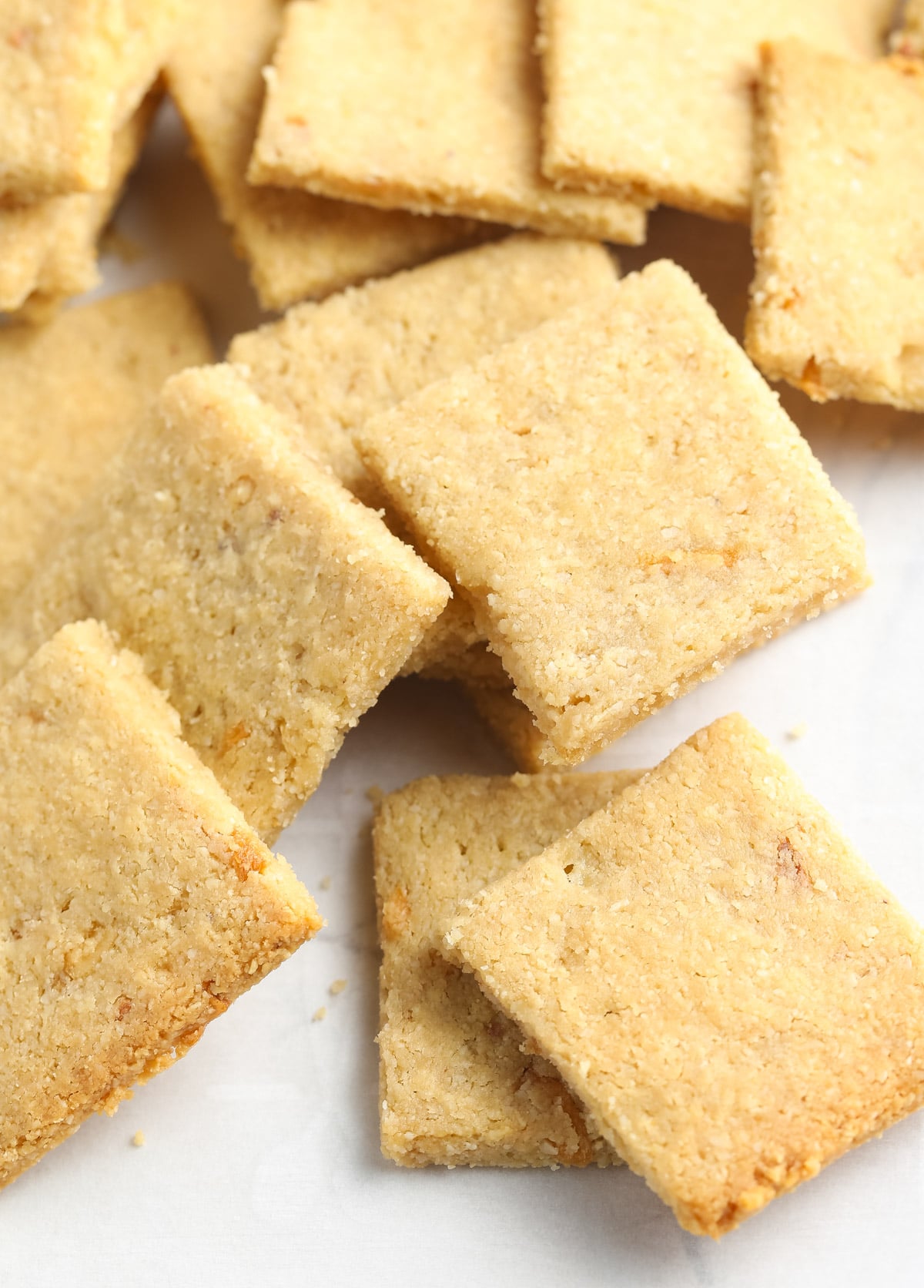 French Onion Keto Crackers Recipe (Video) - A Spicy Perspective