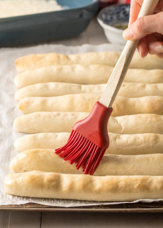 Best Homemade Breadsticks Recipe (2 Ways!) Copycat Olive Garden Breadsticks & Little Caesars Crazy Bread #ASpicyPerspective #breadsticks #copycat #takeout