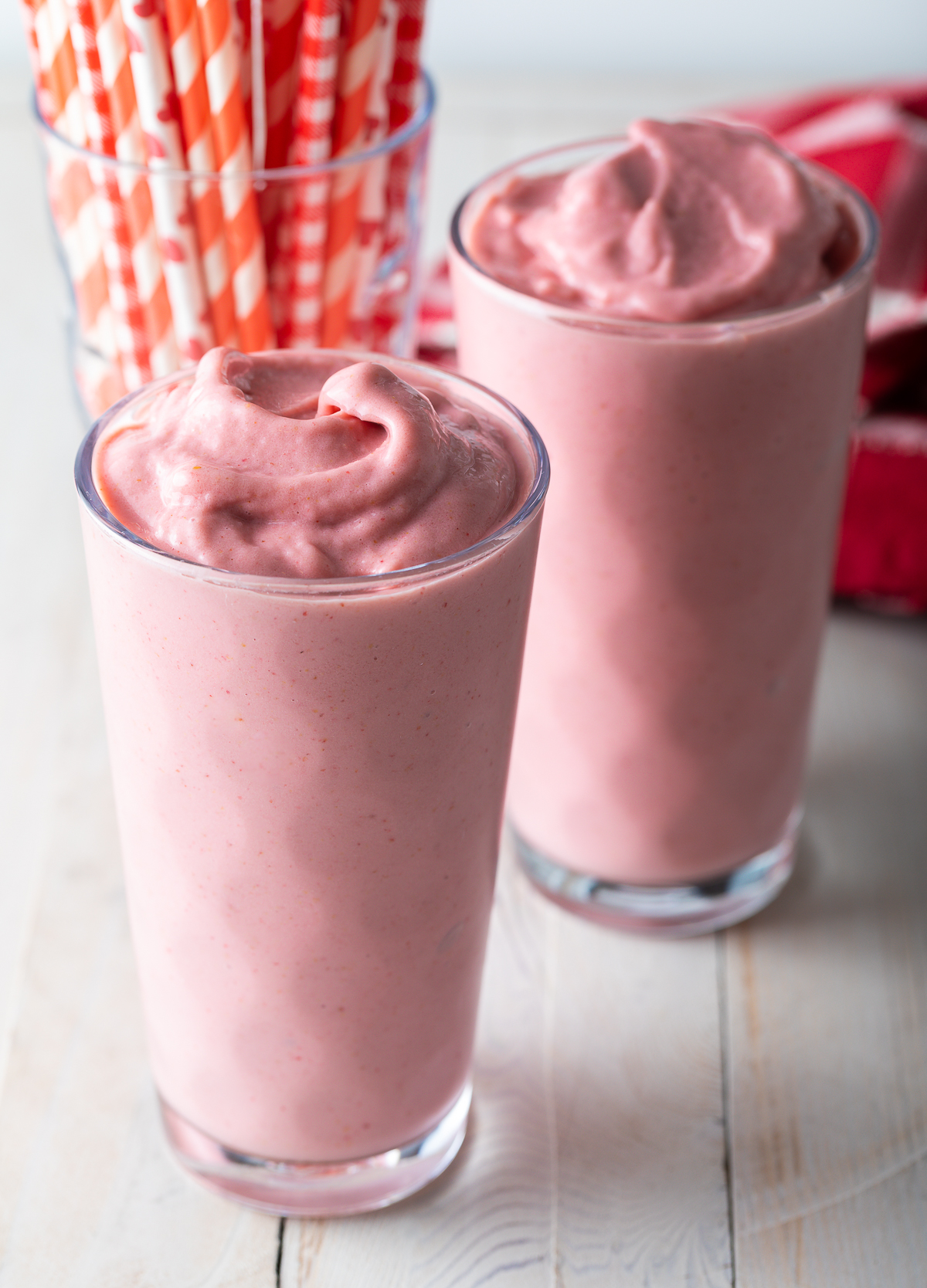 Simple Strawberry Smoothie Recipe - A Spicy Perspective