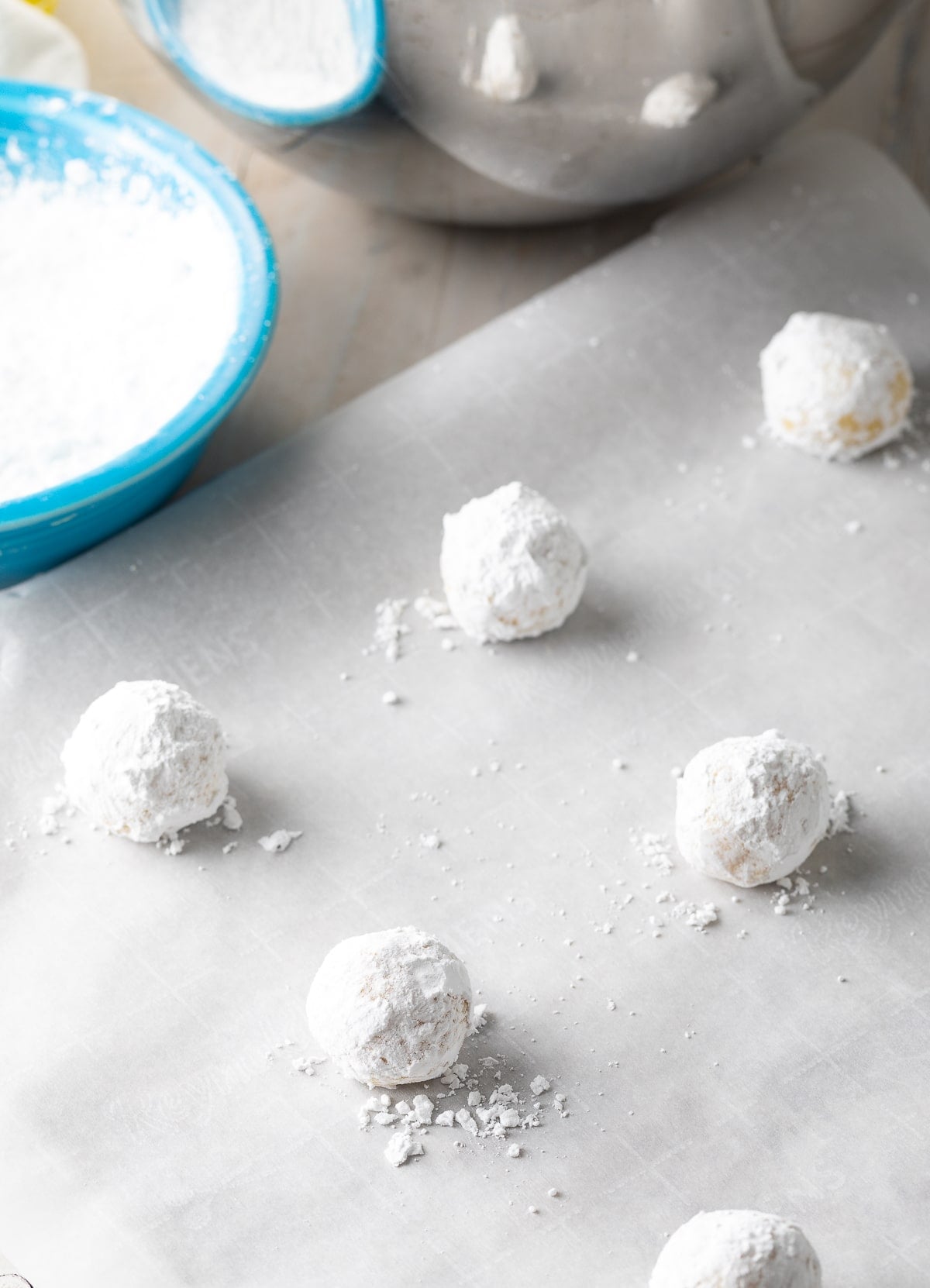 Rolled and coated crinkle cookies ready to bake. 
