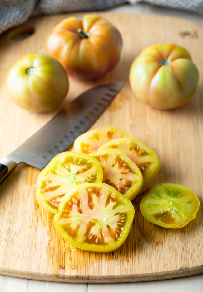 fresh sliced tomatoes