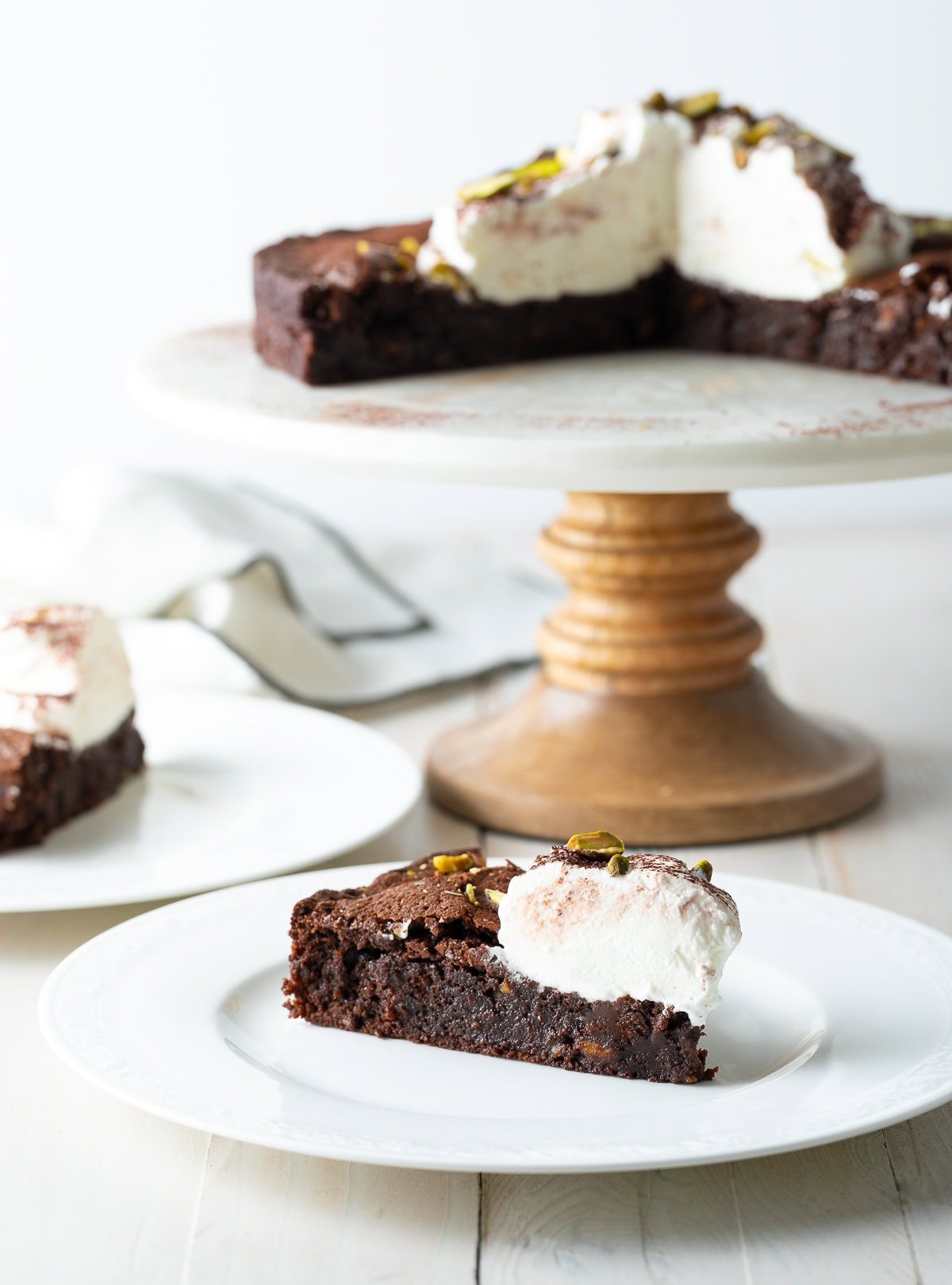 Flourless Chocolate Cake (Gluten Free Brownie Cake Recipe)-image