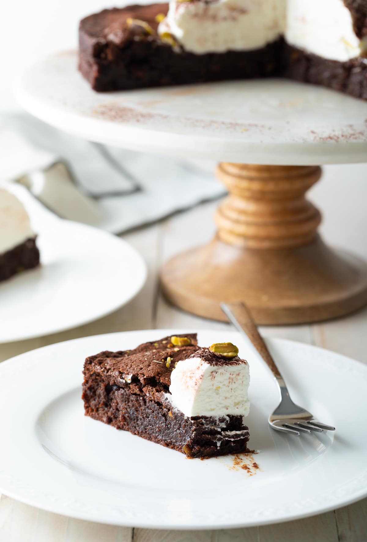 Flourless Chocolate Cake (Gluten Free Brownie Cake) + VIDEO