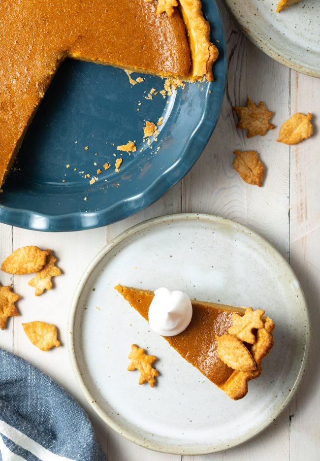 easy libby's pumpkin pie recipe overhead slice shot