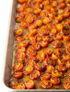 roasted cherry tomtatoes recipe - easy to toss into pasta!