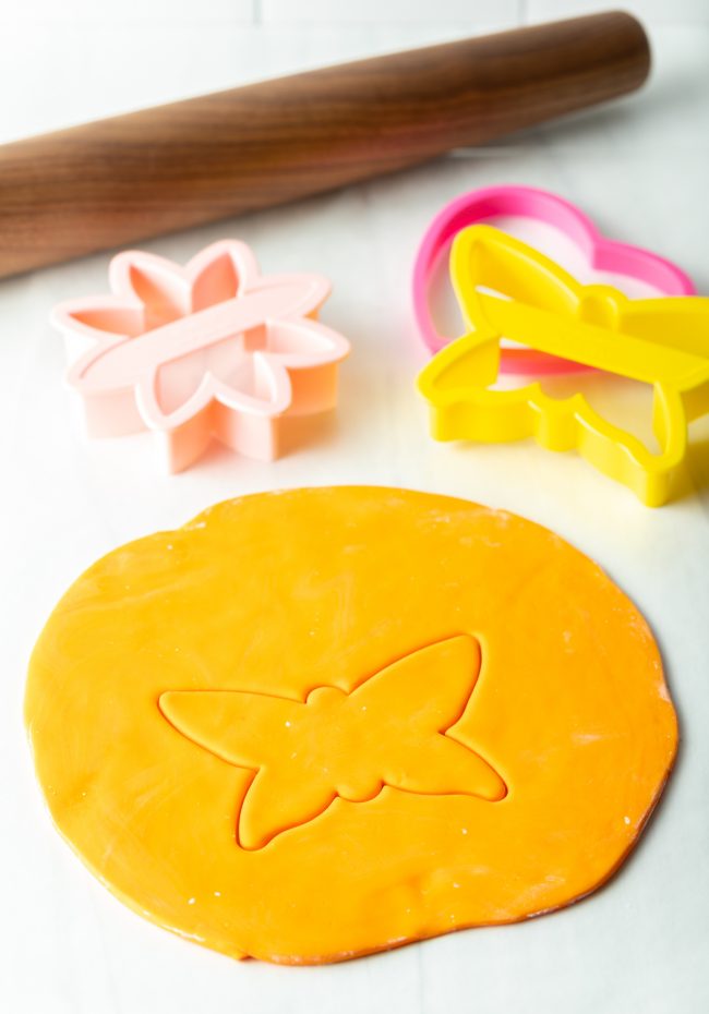 cookie cutter with marshmallow fondant