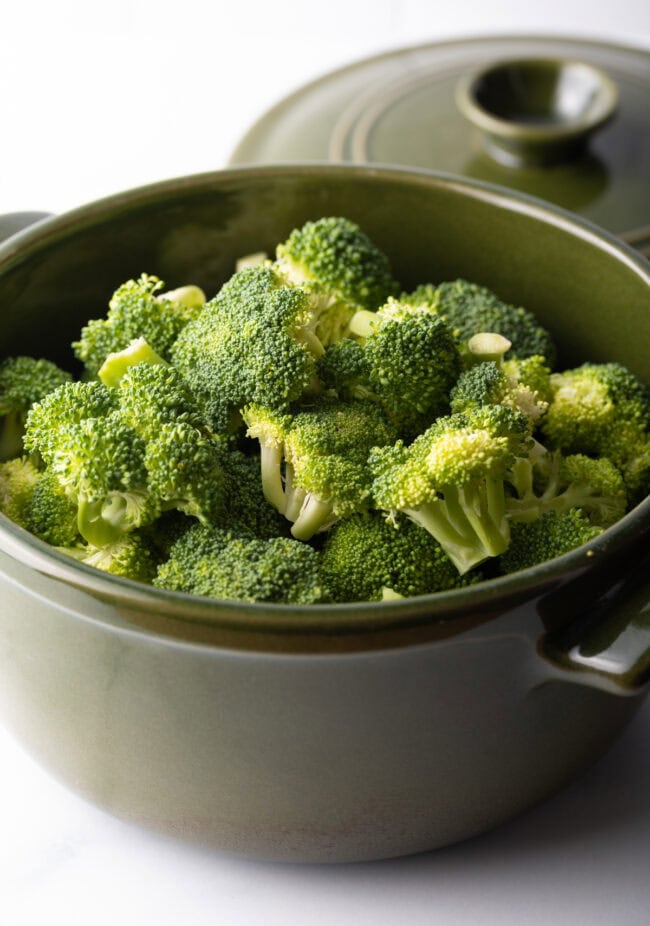 How to Steam Broccoli  in Microwave  - 53