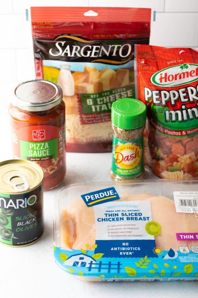 Ingredients needed: sliced cutlets, seasoning, pizza sauce, sliced black olives, mini pepperoni, shredded Italian cheese.