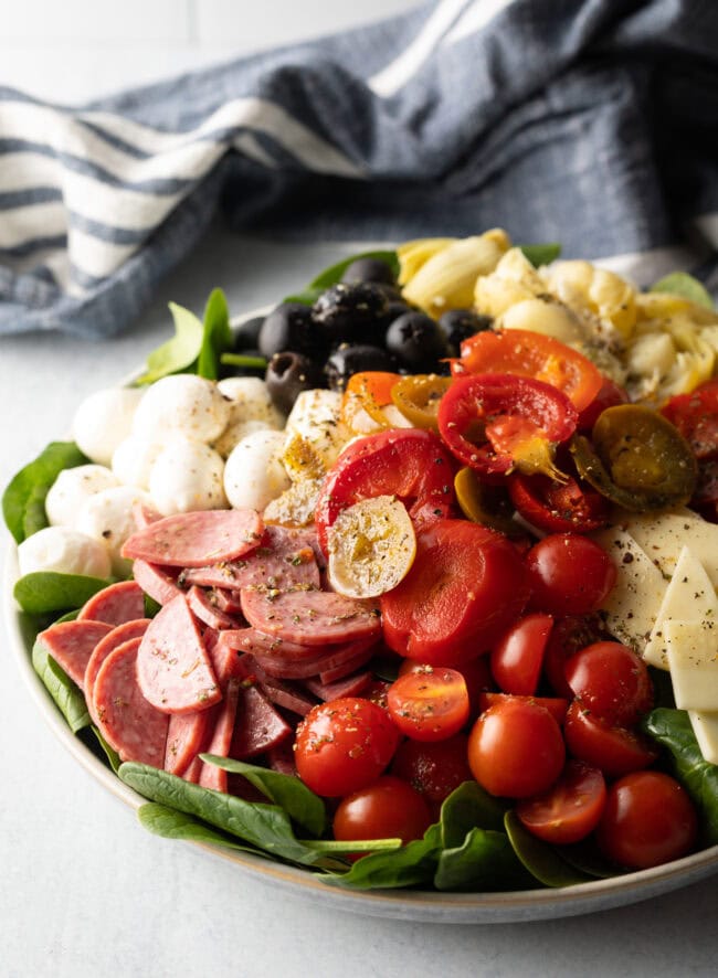 Antipasto Salad with Spinach Recipe   VIDEO - 84