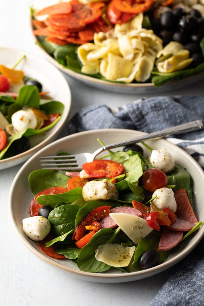 Antipasto Salad with Spinach Recipe   VIDEO - 47